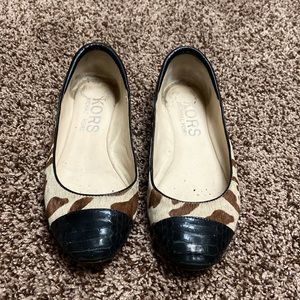 KORS Michael KORS giraffe print flats size 6.5